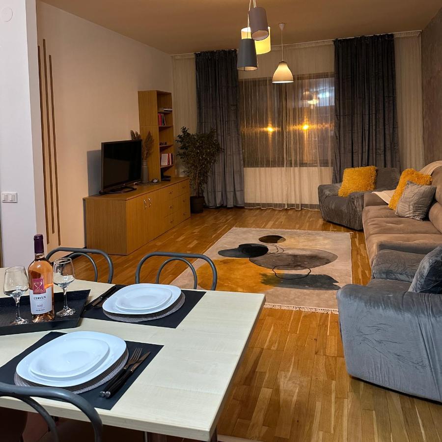 Apartament “La Iepure” Braşov Esterno foto